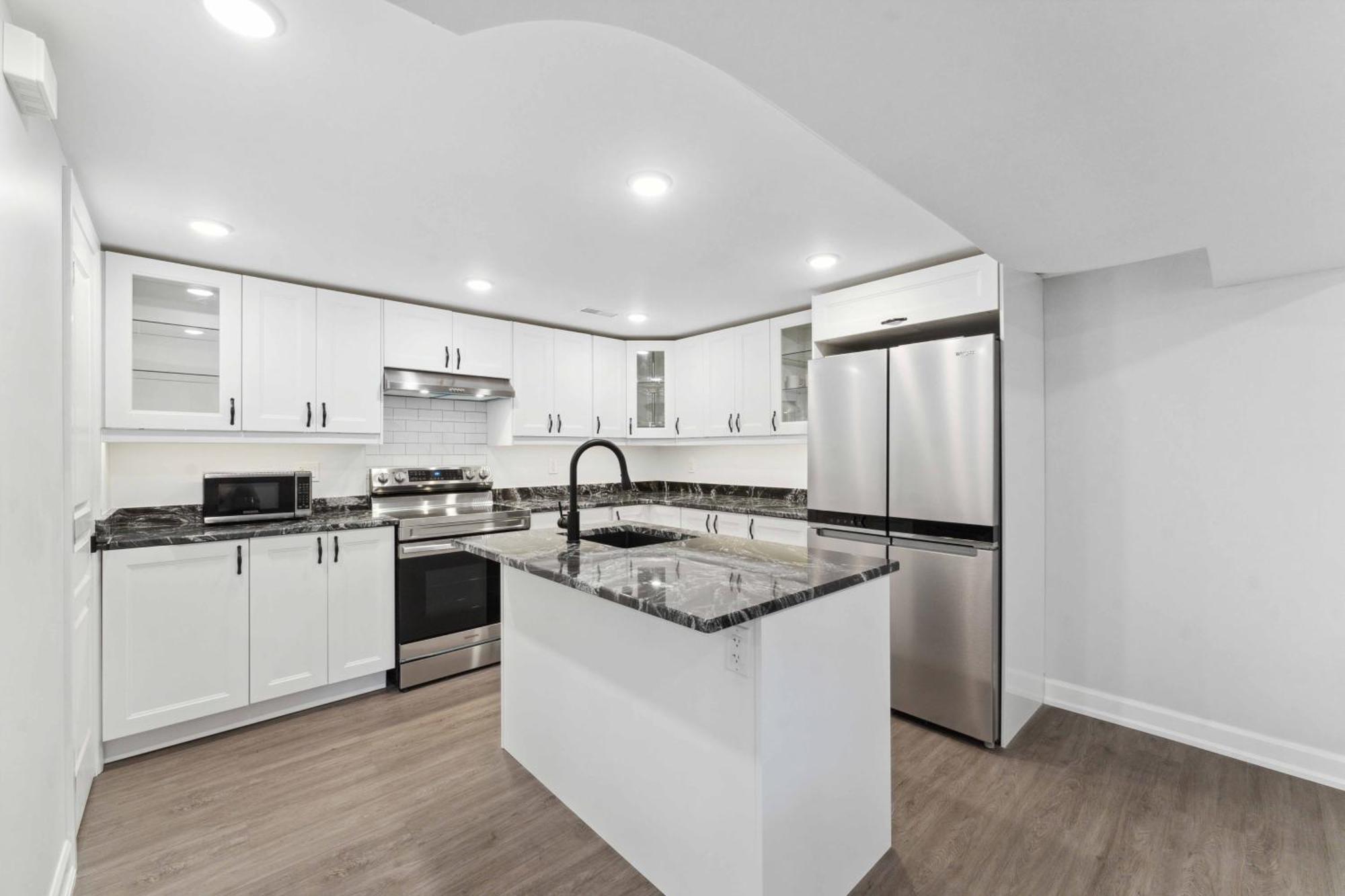 Modern 3Br Suites Отава Екстериор снимка