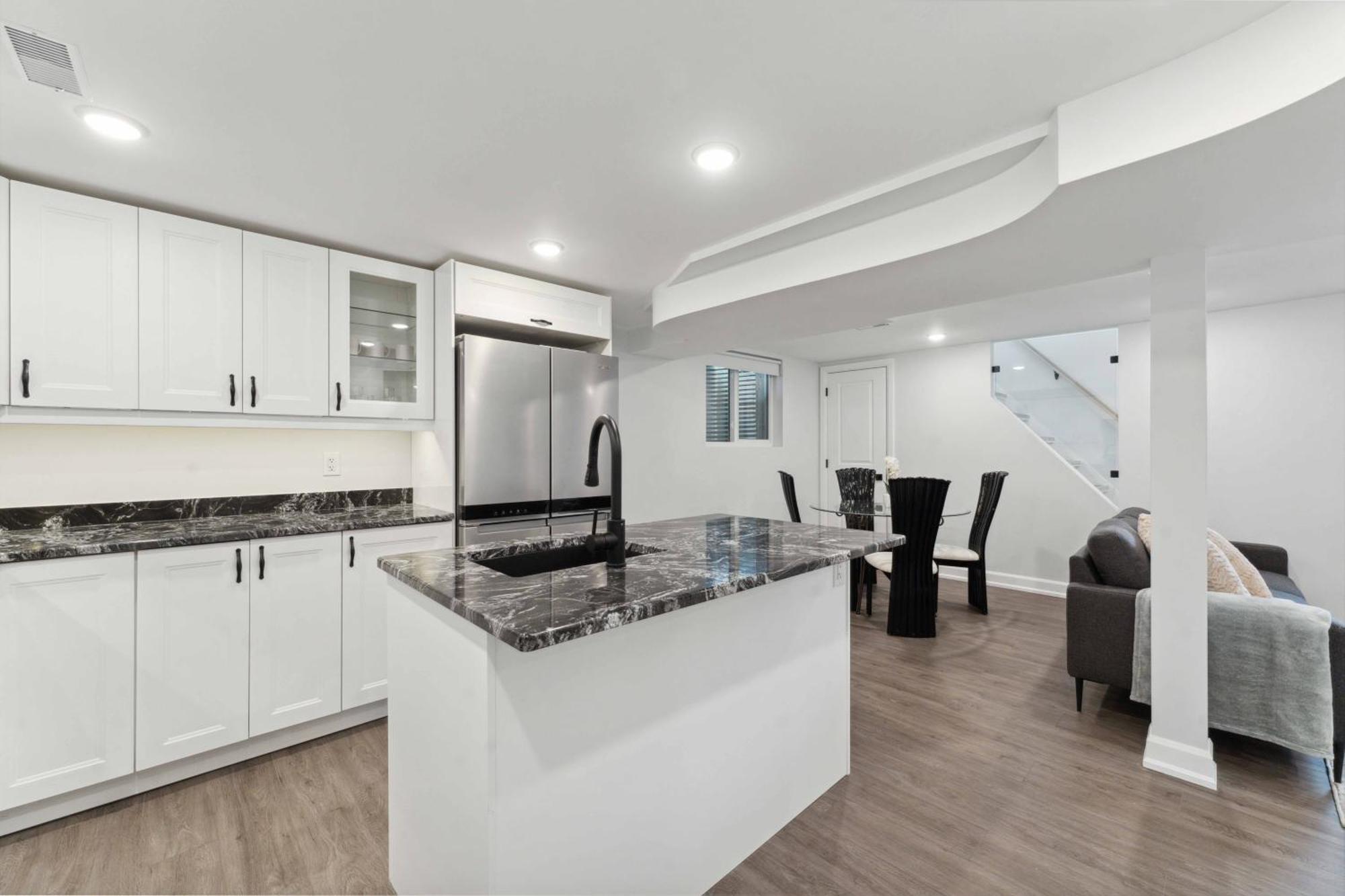 Modern 3Br Suites Отава Екстериор снимка